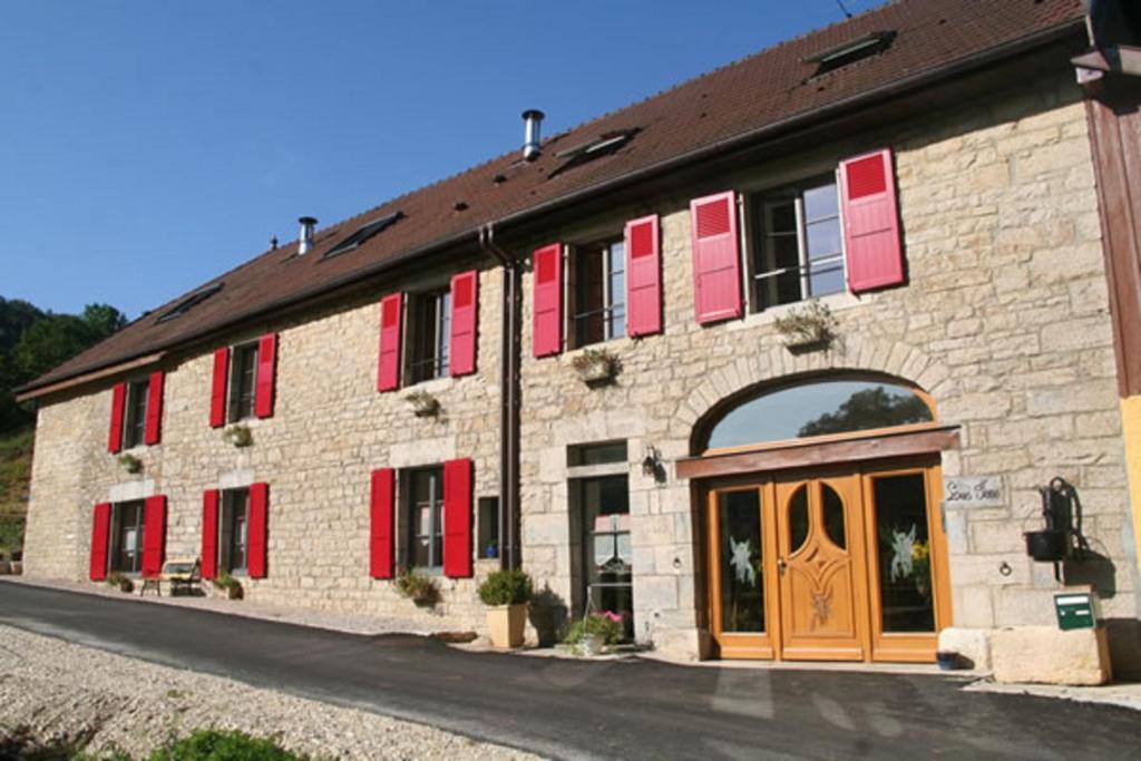 Domaine Et Chambres D'Hotes Des Fees Pretin Exterior photo